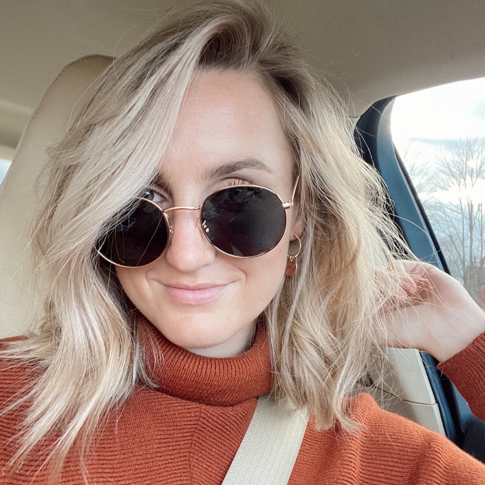 Meet your Posher, Rachel